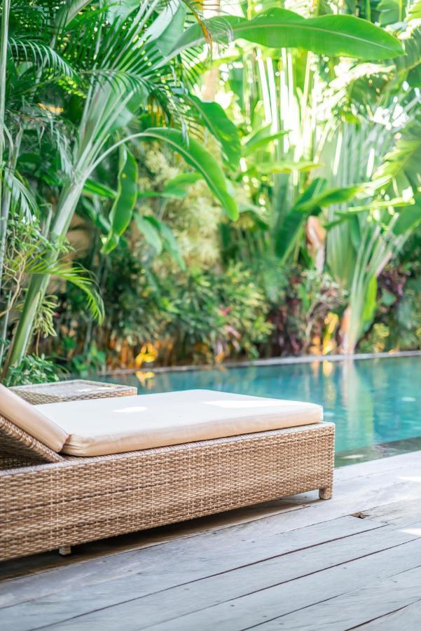 Cuatro : Amazing 3br In - Perfect Location * Seminyak (Bali)