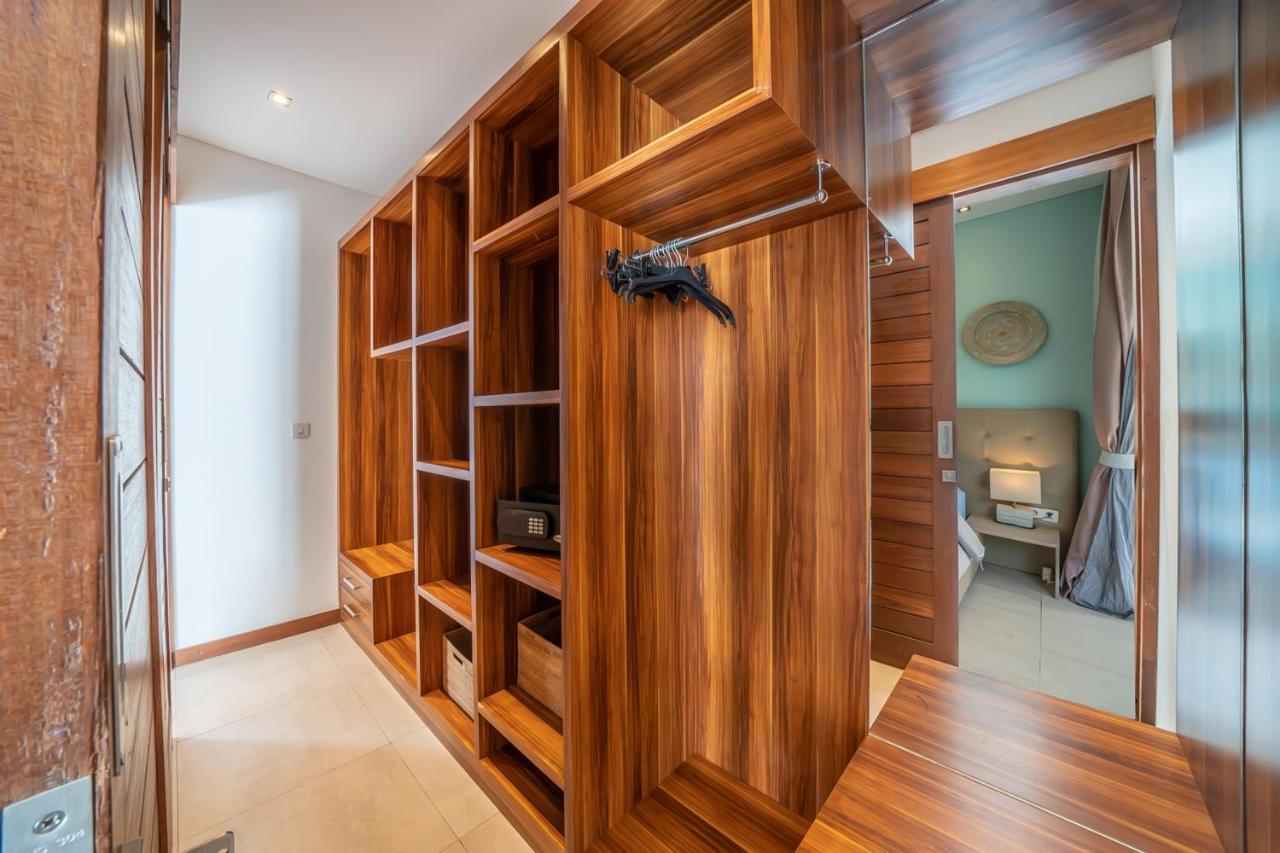 Cuatro : Amazing 3br In - Perfect Location Seminyak (Bali)
