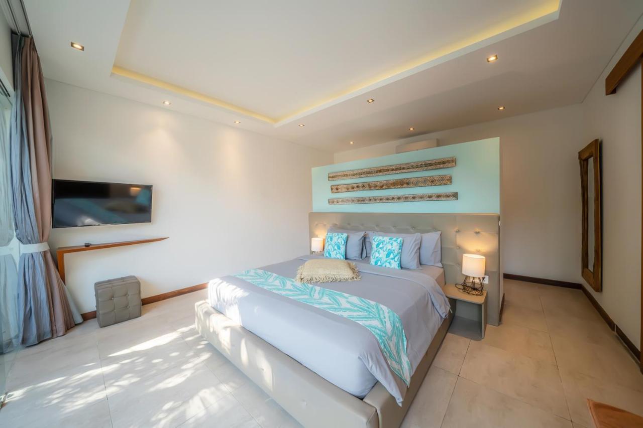Villa Cuatro : Amazing 3br In - Perfect Location Seminyak (Bali)