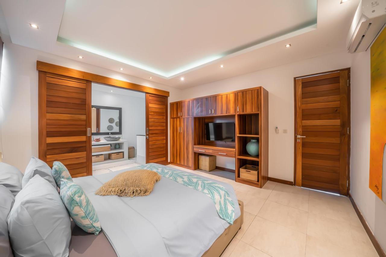 Cuatro : Amazing 3br In - Perfect Location Villa Seminyak (Bali)