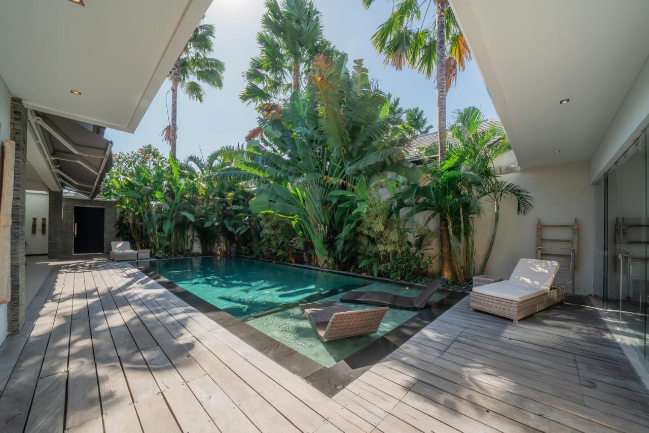 Villa Cuatro : Amazing 3br In - Perfect Location Seminyak (Bali)