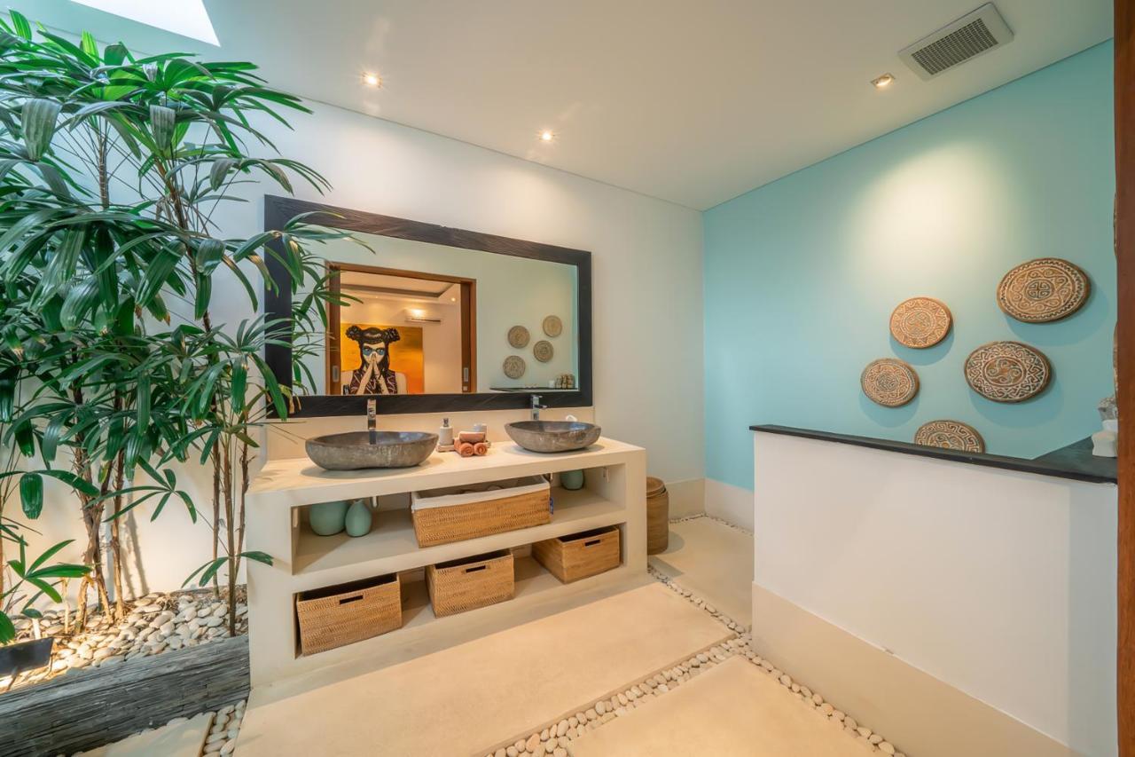 Cuatro : Amazing 3br In - Perfect Location * Seminyak (Bali)