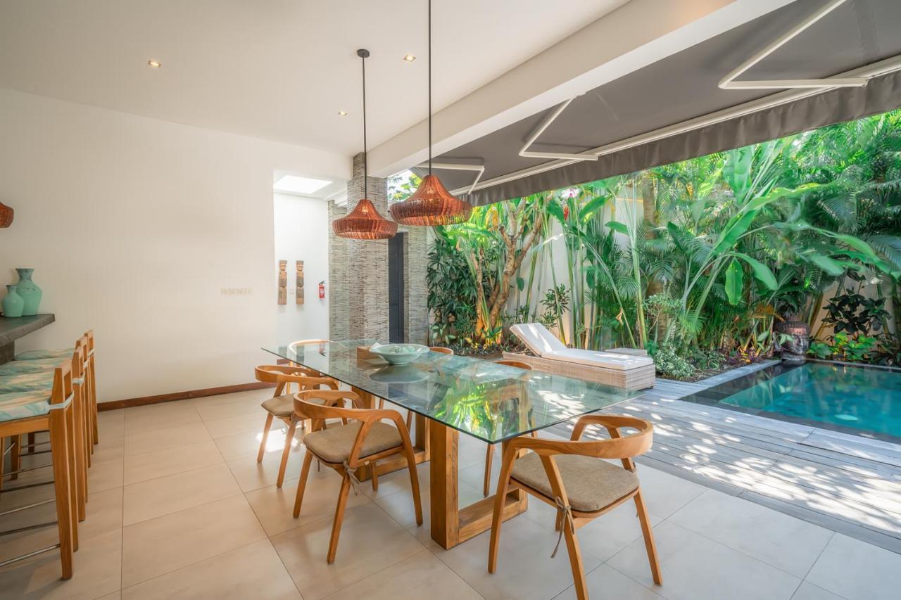 Villa Cuatro : Amazing 3br In - Perfect Location Seminyak (Bali)