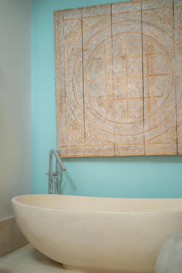 Cuatro : Amazing 3br In - Perfect Location Villa *