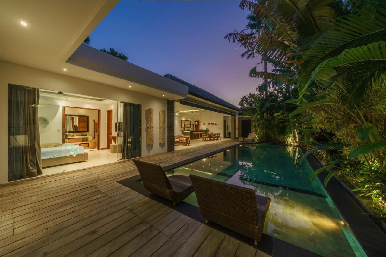 Cuatro : Amazing 3br In - Perfect Location Villa Seminyak (Bali)